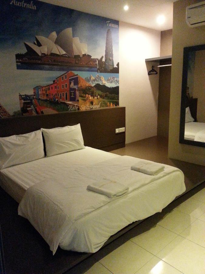 Golden Guest House Куантан Экстерьер фото
